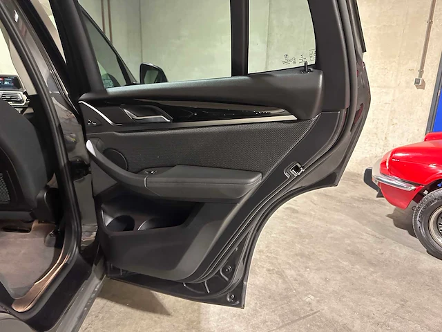 Bmw x3 xdrive20i high executive 184pk 2018, s-041-gf - afbeelding 29 van  41