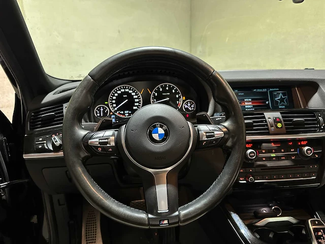 Bmw x4 m40i high executive 360pk 2017, l-701-vn - afbeelding 16 van  52