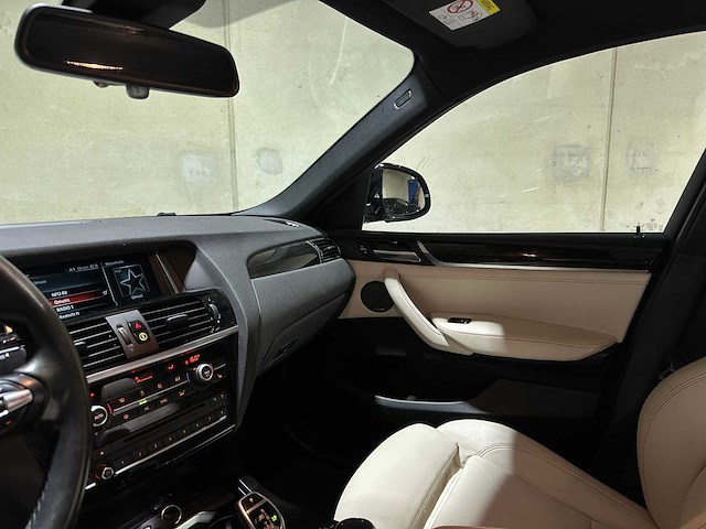 Bmw x4 m40i high executive 360pk 2017, l-701-vn - afbeelding 17 van  52