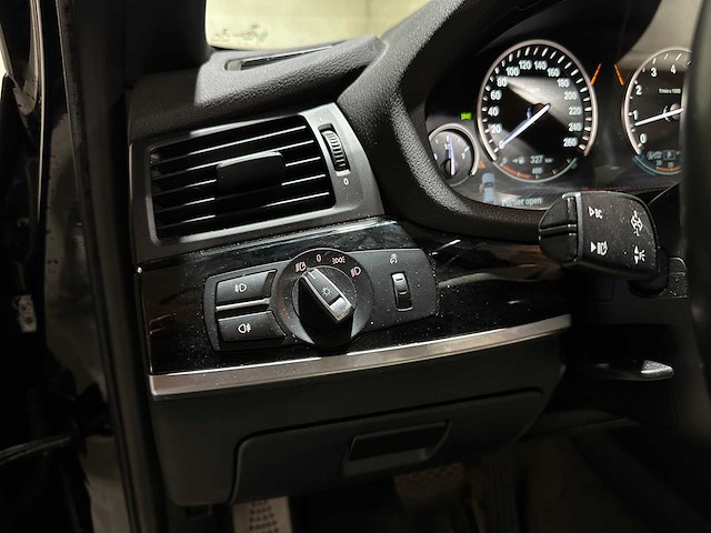 Bmw x4 m40i high executive 360pk 2017, l-701-vn - afbeelding 18 van  52