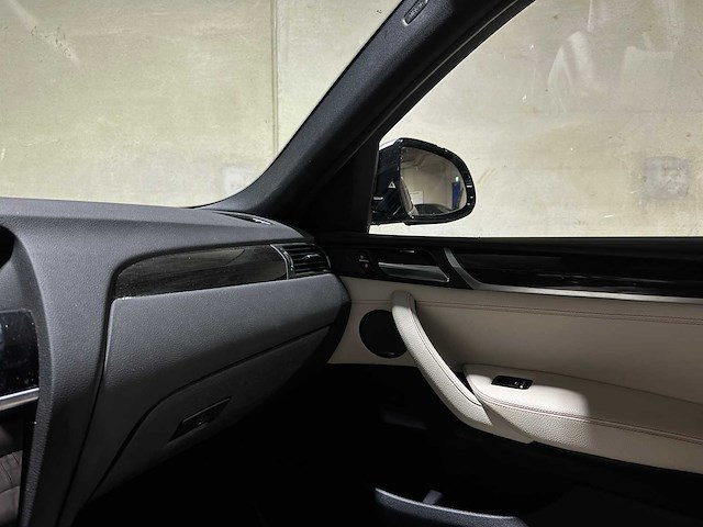 Bmw x4 m40i high executive 360pk 2017, l-701-vn - afbeelding 28 van  52