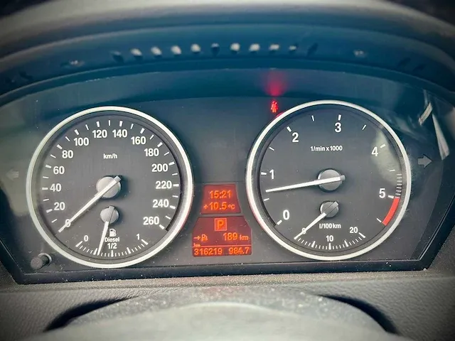Bmw x5 3.0d xdrive m-sport grijs kenteken automaat, vz-396-h - afbeelding 19 van  21