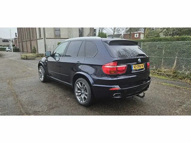 Bmw x5 3.0d xdrive m-sport grijs kenteken automaat, vz-396-h - afbeelding 10 van  21