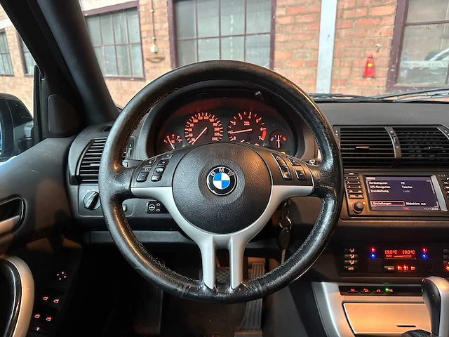 Bmw x5 3.0i l6 executive e53 231pk 2002 (origineel-nl), 82-jh-hl - afbeelding 27 van  63