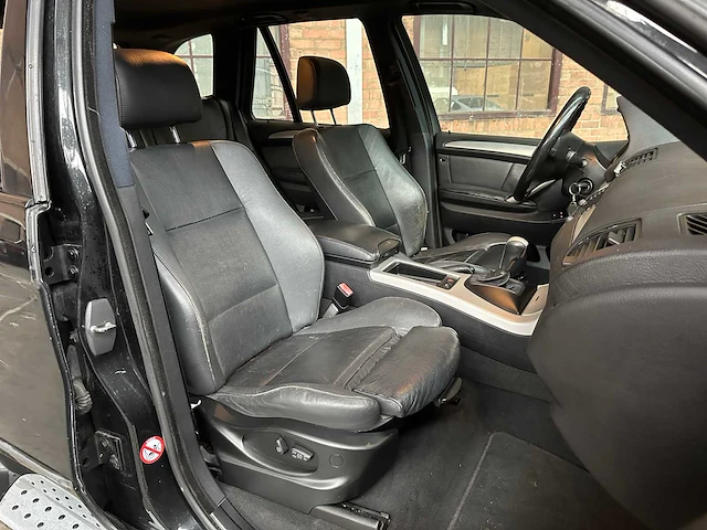 Bmw x5 3.0i l6 executive e53 231pk 2002 (origineel-nl), 82-jh-hl - afbeelding 49 van  63