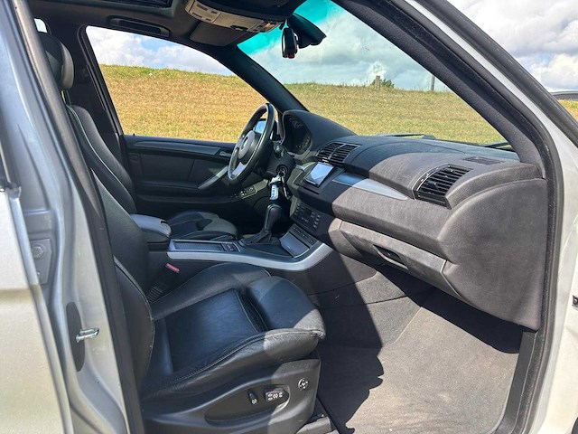 Bmw x5 4.4i high executive 2004 | r-458-vr i - afbeelding 15 van  21