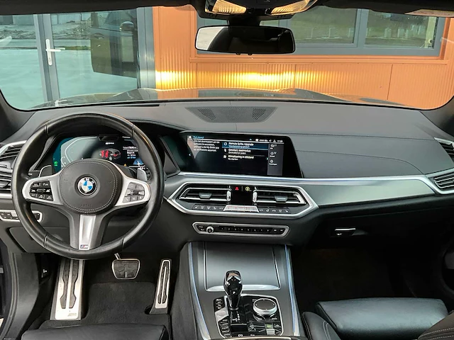 Bmw x5 45e xdrive g05 m sport phev / plug-in hybrid suv / personenauto - afbeelding 10 van  48