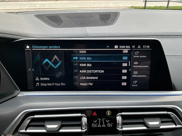 Bmw x5 45e xdrive g05 m sport phev / plug-in hybrid suv / personenauto - afbeelding 16 van  48