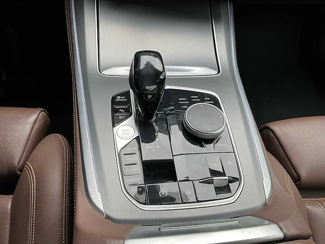 Bmw x5 45e xdrive g05 phev / plug-in hybrid suv / personenauto - afbeelding 22 van  36