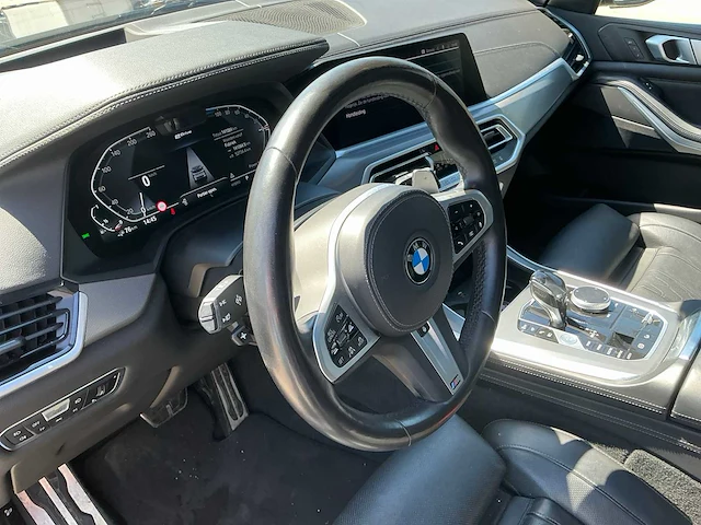 Bmw x5 45e xdrive m sport personenauto - afbeelding 2 van  87