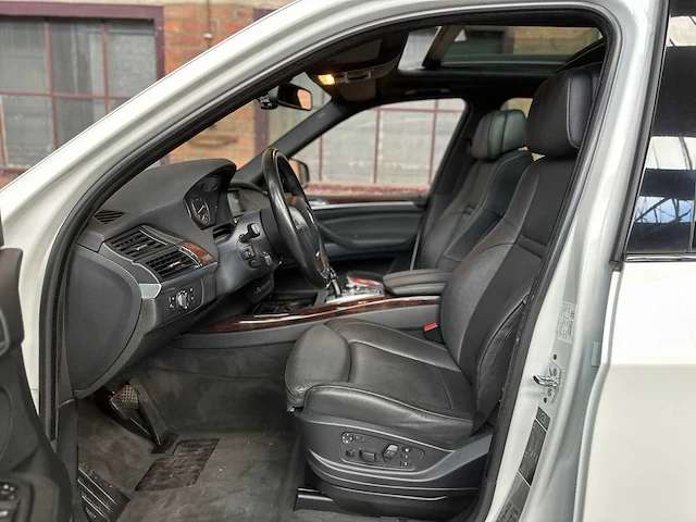 Bmw x5 4.8l v8 354pk 2008 - afbeelding 36 van  59