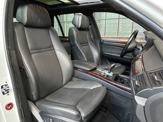 Bmw x5 4.8l v8 354pk 2008 - afbeelding 46 van  59