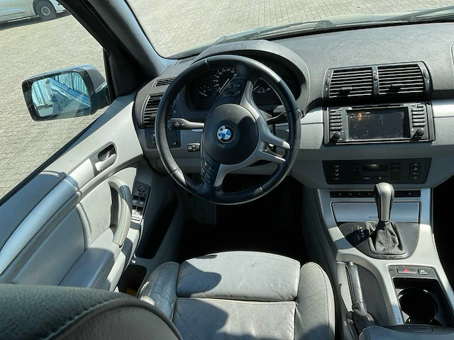 Bmw x5 auto - afbeelding 16 van  34