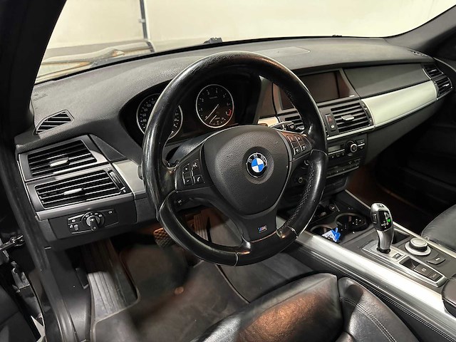 Bmw x5 xdrive 4.8i v8 youngtimer t-133-xr - afbeelding 30 van  30