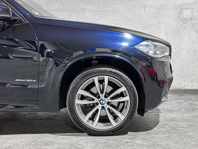 Bmw x5 xdrive30d high executive m-sport 258pk 2014, 8-thz-86 - afbeelding 3 van  43