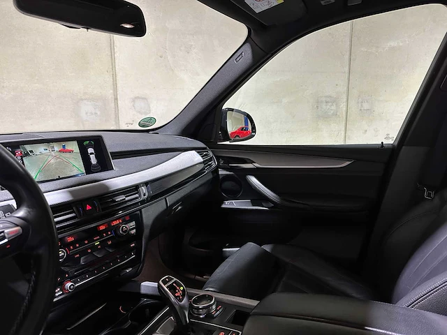 Bmw x5 xdrive30d high executive m-sport 258pk 2014, 8-thz-86 - afbeelding 15 van  43