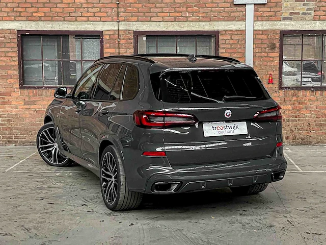 Bmw x5 xdrive30d m-sport 286pk 2023 (origineel-nl), t-889-dv - afbeelding 13 van  60