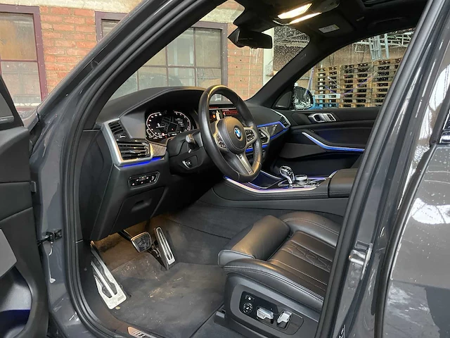Bmw x5 xdrive30d m-sport 286pk 2023 (origineel-nl), t-889-dv - afbeelding 20 van  60
