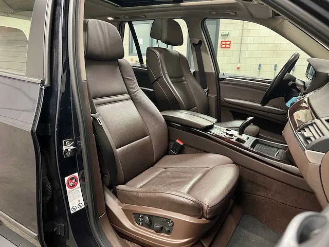Bmw x5 xdrive30i high executive 272pk 2009 (origineel-nl), 07-kbt-6 - afbeelding 33 van  59