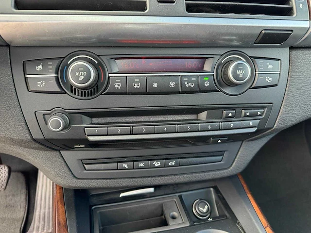 Bmw x5 xdrive30i high executive 2x pano-dak leder 55-zn-dt - afbeelding 21 van  42