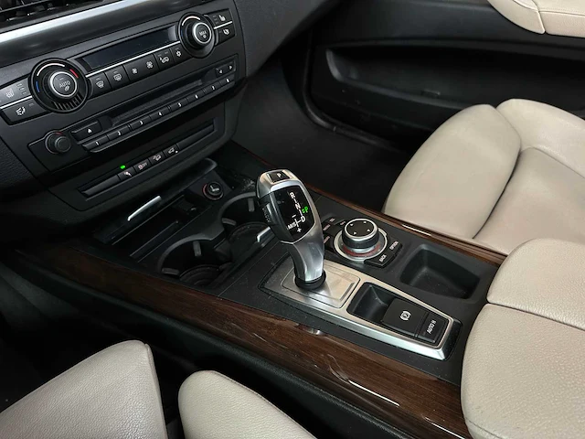 Bmw x5 xdrive35i high executive e70 306pk 2012, 83-tgt-5 - afbeelding 20 van  45