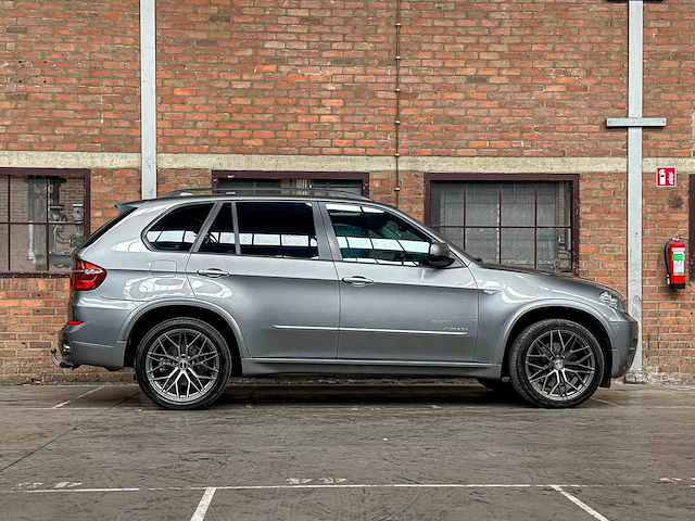 Bmw x5 xdrive40d high executive 7p 306pk 2012, jf-874-n - afbeelding 9 van  46