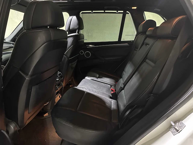 Bmw x5 xdrive40d m-sport high executive 306pk 2012, 3-zlr-46 - afbeelding 21 van  37