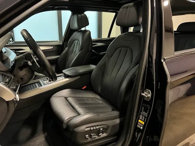 Bmw x5 xdrive40e m-sport high executive iperformance plugin-hybride 313pk 2015 -orig. nl-, hp-100-n - afbeelding 38 van  54