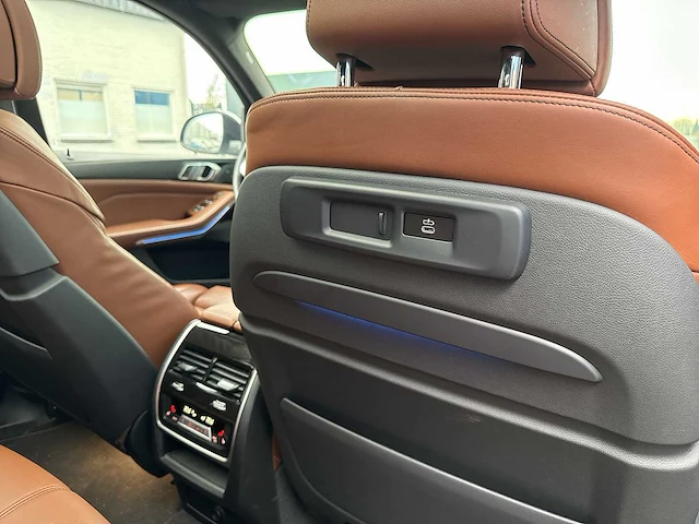 Bmw x5 xdrive45e high executive car 2022 | p-122-bj - afbeelding 34 van  35