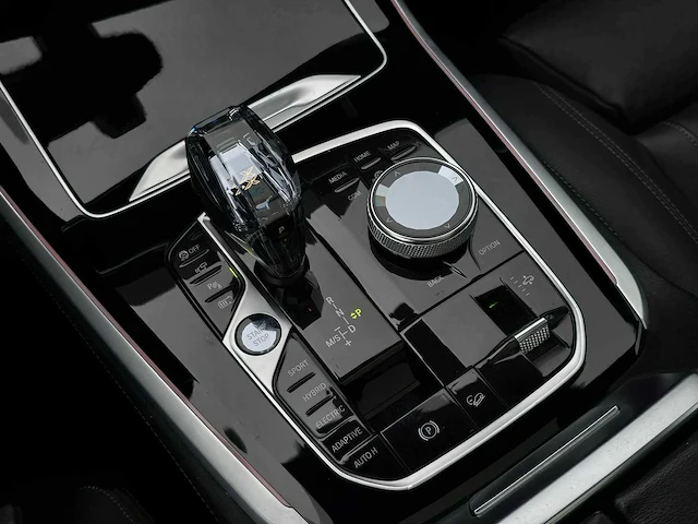 Bmw x5 xdrive45e high executive m sport 2021 - afbeelding 15 van  46