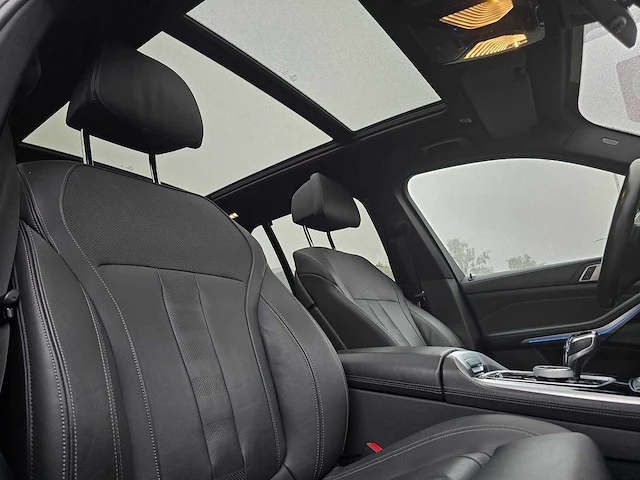 Bmw x5 xdrive45e high executive m sport 2021 - afbeelding 39 van  46