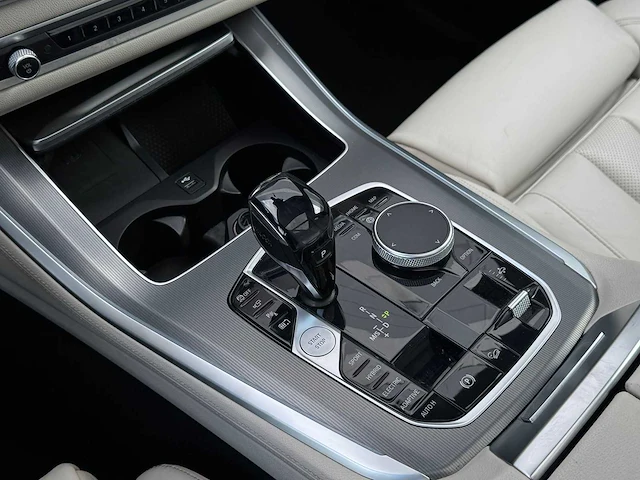 Bmw x5 xdrive45e high executive m-sport car 2020 | 00-34-91 - afbeelding 19 van  45