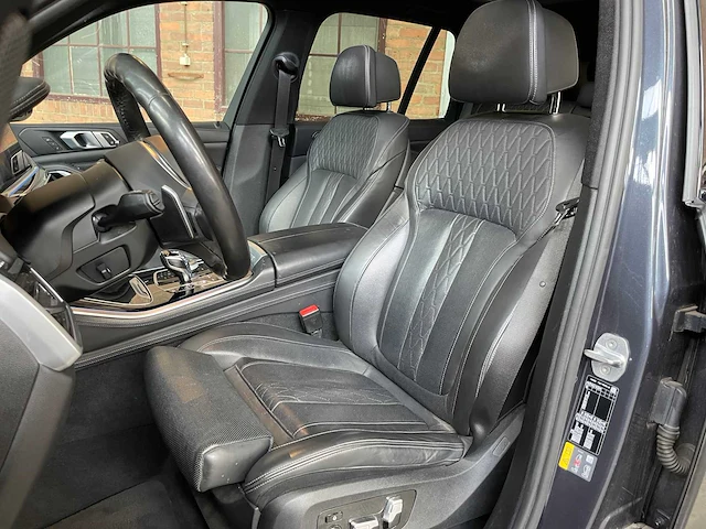 Bmw x5 xdrive45e m-sport high executive 286pk 2019 (origineel-nl), g-723-sx - afbeelding 44 van  55