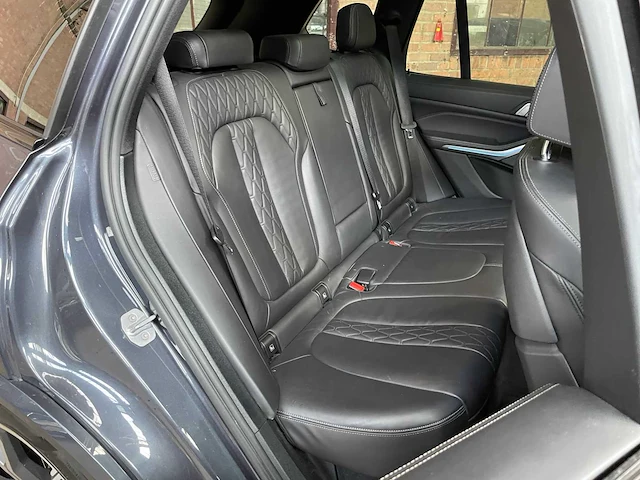 Bmw x5 xdrive45e m-sport high executive 286pk 2019 (origineel-nl), g-723-sx - afbeelding 47 van  55