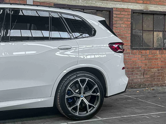Bmw x5 xdrive45e m-sport high executive 394pk 2021 g05, l-154-pr - afbeelding 21 van  63