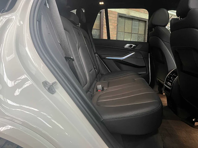 Bmw x5 xdrive45e m-sport high executive 394pk 2021 g05, l-154-pr - afbeelding 48 van  63