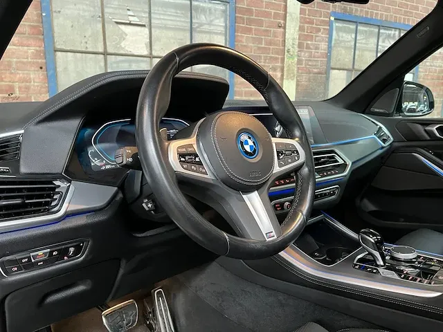 Bmw x5 xdrive45e m-sport high executive 394pk 2022, x-076-hz -fabrieksgarantie - afbeelding 28 van  70