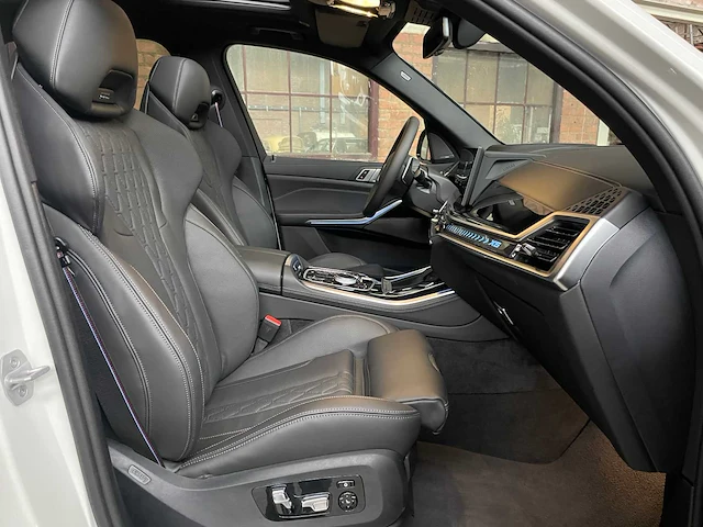 Bmw x5 xdrive50e hybrid m-sport 489pk 2024, gsn-60-j (fabrieksgarantie) - afbeelding 96 van  104