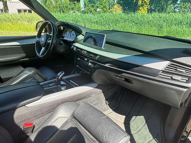 Bmw x5 xdrive50i high executive 7p automaat; 3-srb-12 - afbeelding 2 van  21
