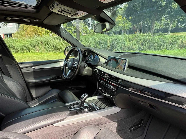 Bmw x5 xdrive50i high executive 7p automaat; 3-srb-12 - afbeelding 17 van  17