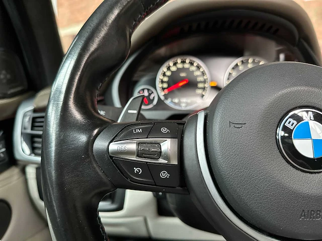 Bmw x5m 4.4 v8 m-sport f85 576pk 2015 - afbeelding 21 van  59