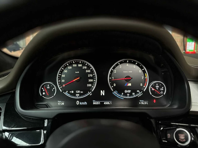 Bmw x5m 4.4 v8 m-sport f85 576pk 2015 - afbeelding 25 van  59