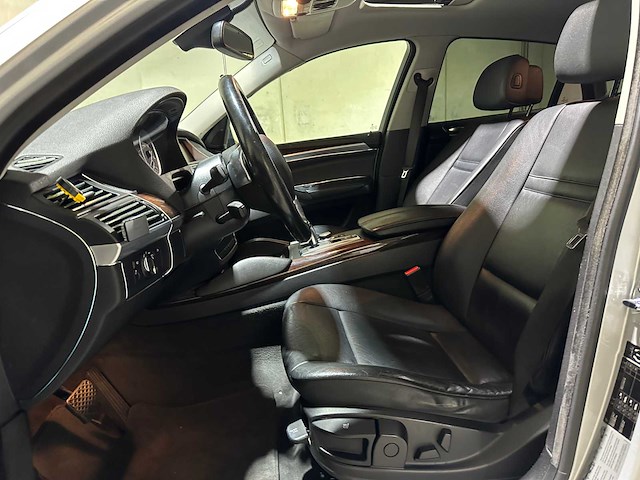 Bmw x6 30d xdrive e71 235pk 2008 youngtimer - afbeelding 29 van  45