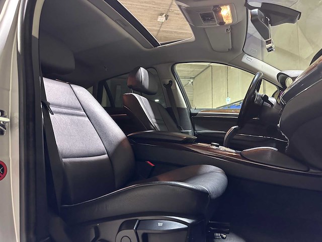 Bmw x6 30d xdrive e71 235pk 2008 youngtimer - afbeelding 38 van  45