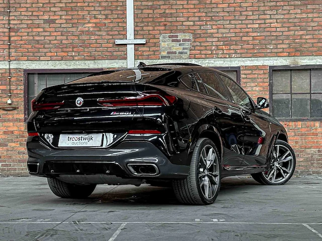Bmw x6 m50i xdrive 4.4 v8 high executive 530pk 2023 (origineel-nl + 1e eigenaar), s-666-jn - afbeelding 2 van  83