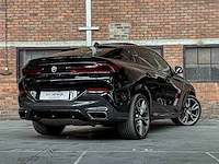 Bmw x6 m50i xdrive 4.4 v8 high executive 530pk 2023 (origineel-nl + 1e eigenaar), s-666-jn - afbeelding 2 van  83