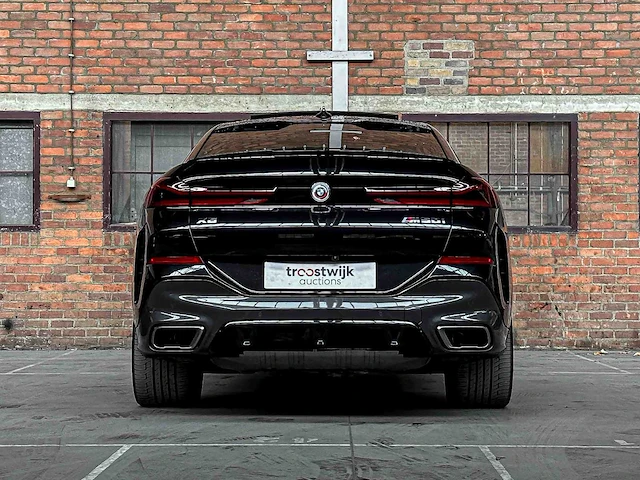 Bmw x6 m50i xdrive 4.4 v8 high executive 530pk 2023 (origineel-nl + 1e eigenaar), s-666-jn - afbeelding 5 van  83