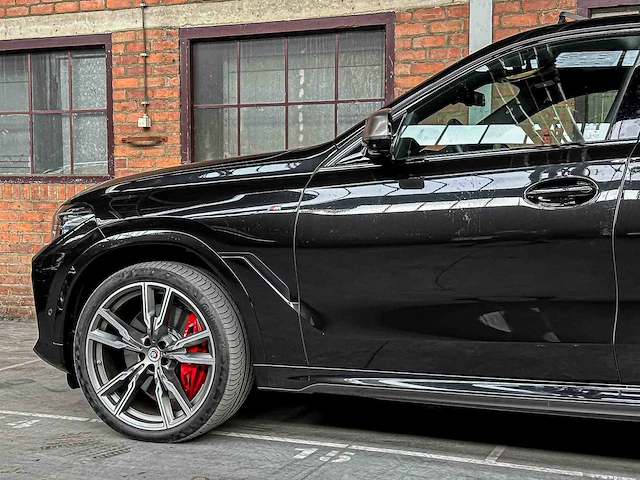 Bmw x6 m50i xdrive 4.4 v8 high executive 530pk 2023 (origineel-nl + 1e eigenaar), s-666-jn - afbeelding 13 van  83