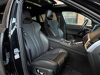 Bmw x6 m50i xdrive 4.4 v8 high executive 530pk 2023 (origineel-nl + 1e eigenaar), s-666-jn - afbeelding 19 van  83