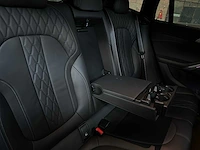 Bmw x6 m50i xdrive 4.4 v8 high executive 530pk 2023 (origineel-nl + 1e eigenaar), s-666-jn - afbeelding 43 van  83